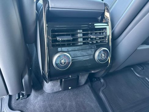Used 2026 Land Rover Range Rover Sport Dynamic SE AWD/4WD image 10
