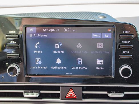 Used 2022 Hyundai Elantra SEL w/ Convenience Package FWD image 26