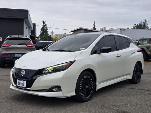 Used 2024 Nissan Leaf SV Plus FWD image 4