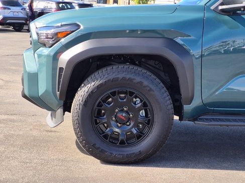Used 2025 Toyota 4Runner TRD Off-Road Premium image 24