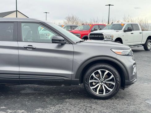 Used 2021 Ford Explorer ST image 3