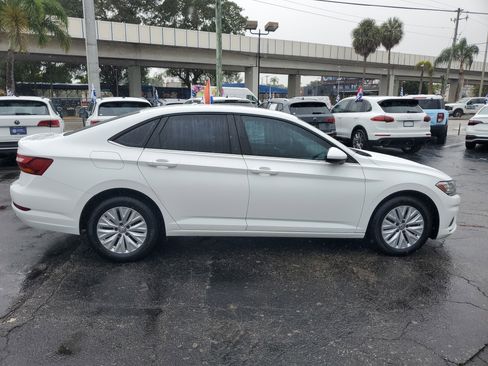 Used 2019 Volkswagen Jetta S image 6