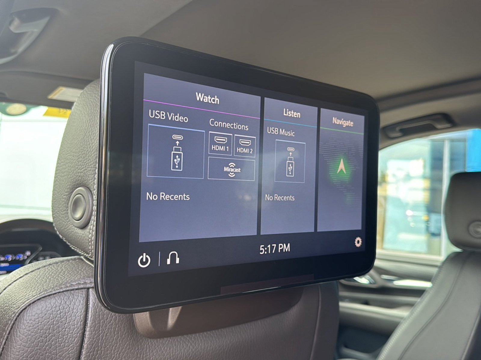 Used 2021 GMC Yukon Denali w/ Denali Ultimate Package AWD/4WD image 21