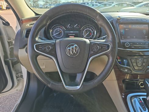 Used 2015 Buick Regal Premium image 16