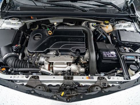 Used 2019 Chevrolet Malibu RS image 21