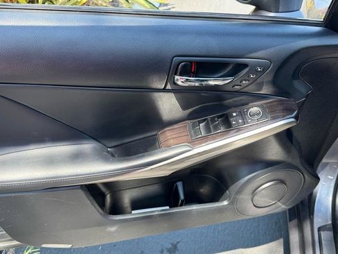 Used 2014 Lexus IS 350 image 17