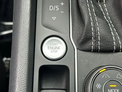 Certified 2023 Volkswagen Atlas SE AWD/4WD image 37