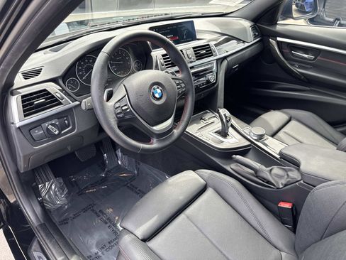 Used 2018 BMW 330i xDrive Wagon AWD/4WD image 14