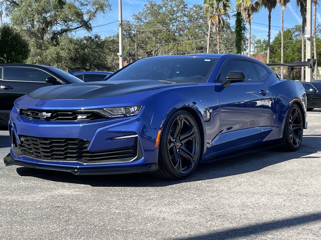 Used 2020 Chevrolet Camaro SS RWD image 22