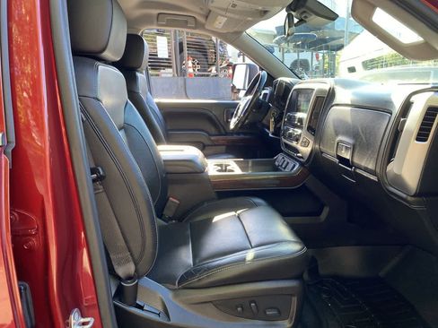 Used 2018 GMC Sierra 1500 SLT AWD/4WD image 19