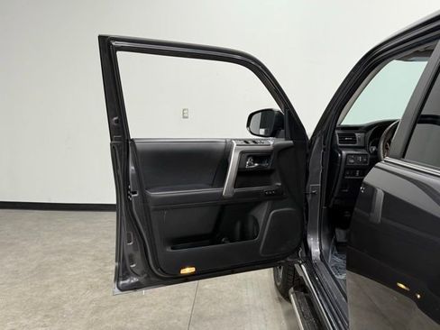 Used 2021 Toyota 4Runner Limited image 13
