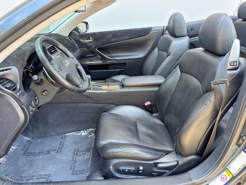 Used 2010 Lexus IS 350C RWD image 14