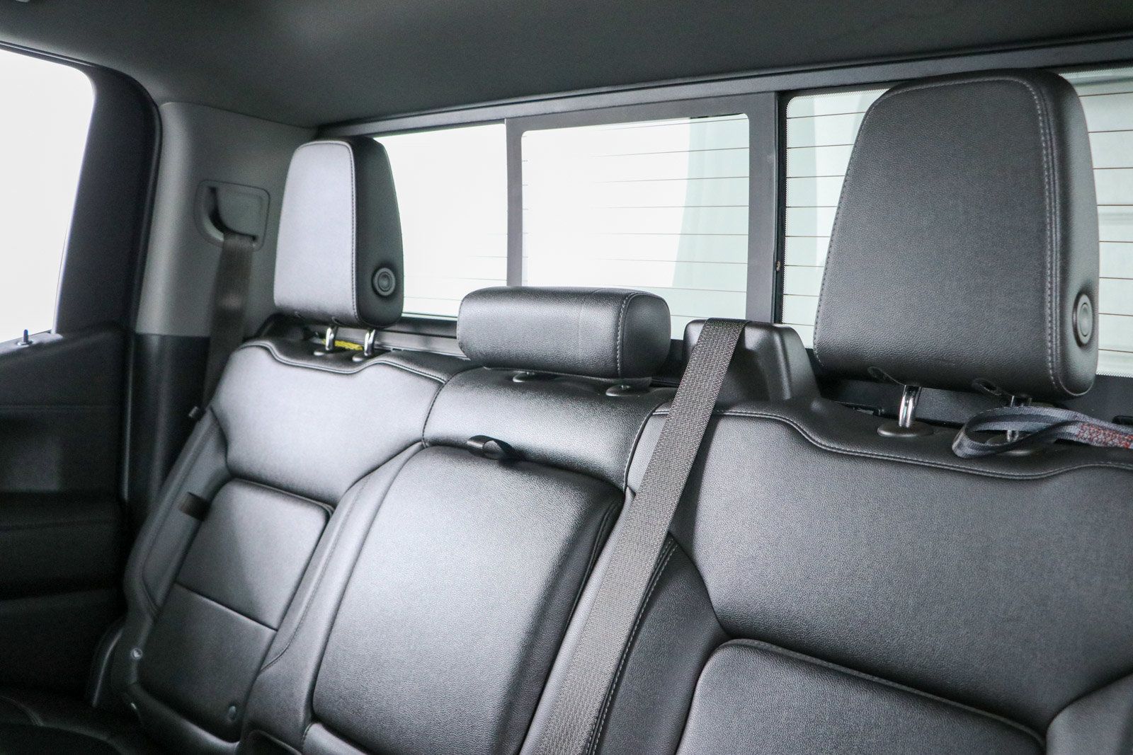 Used 2021 Chevrolet Silverado 1500 LT Trail Boss w/ Convenience Package II AWD/4WD image 28