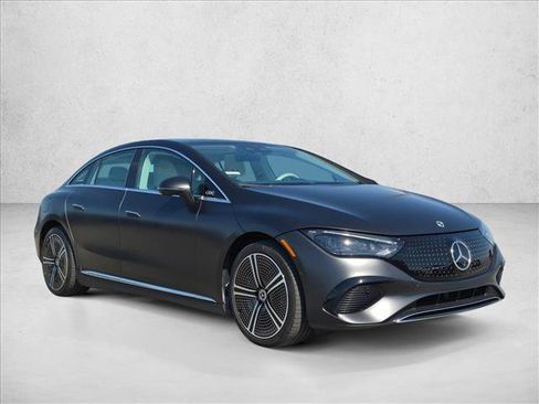 Used 2023 Mercedes-Benz EQE 350+ 4MATIC Sedan image 3