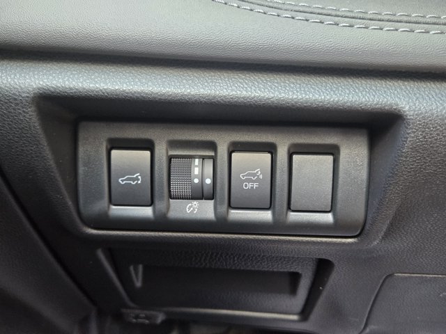 Used 2021 Subaru Outback Touring AWD/4WD image 23