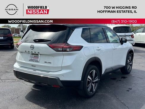 Certified 2025 Nissan Rogue SL image 4