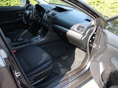 Used 2014 Subaru Crosstrek 2.0i Premium AWD/4WD image 13