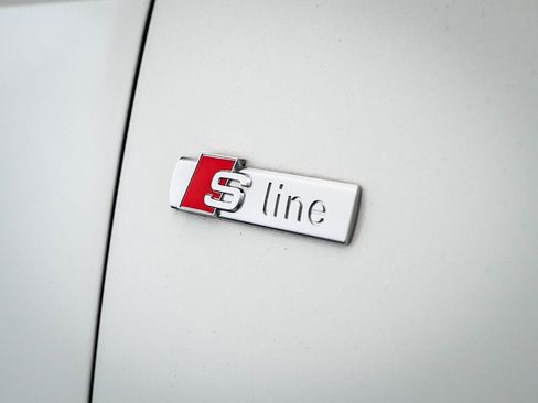 Used 2022 Audi Q3 2.0T Premium Plus image 9