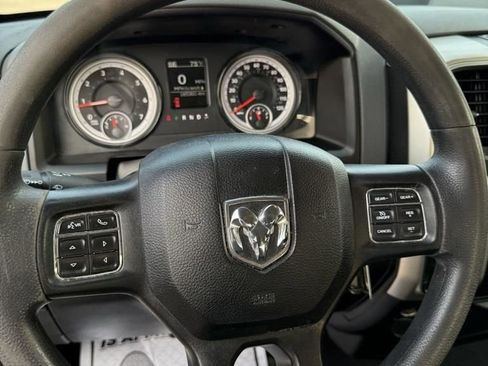 Used 2019 RAM 1500 Classic SLT image 18