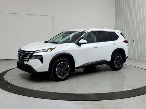 New 2026 Nissan Rogue SV image 3