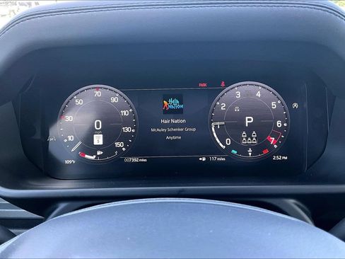 Certified 2025 Land Rover Defender 130 X-Dynamic SE AWD/4WD image 21