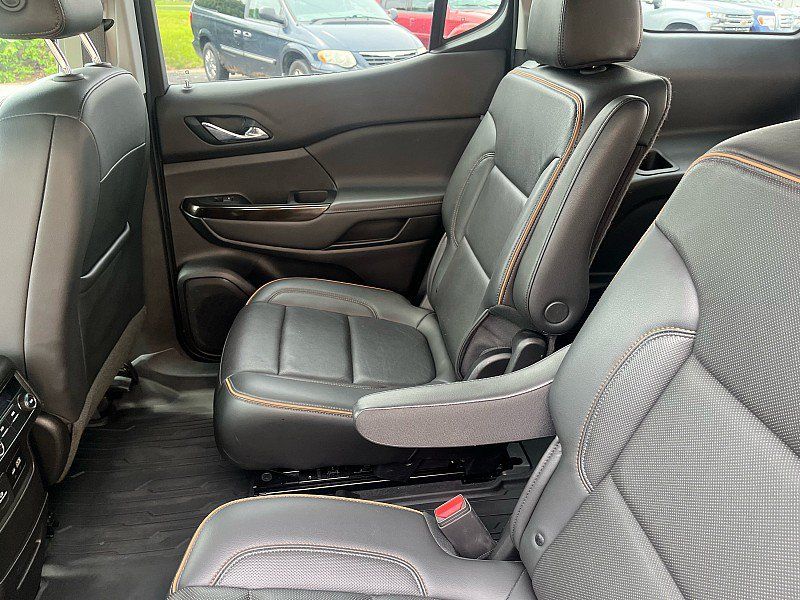 Used 2023 GMC Acadia AT4 AWD/4WD image 16