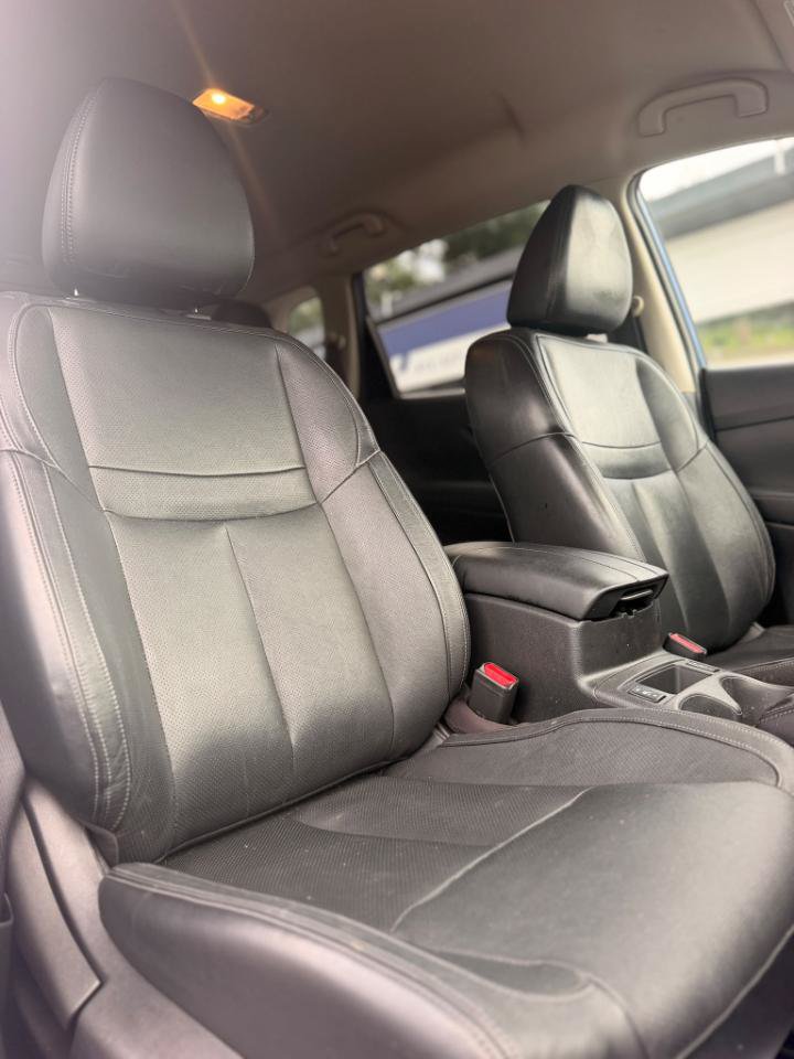 Used 2018 Nissan Rogue SL AWD/4WD image 14