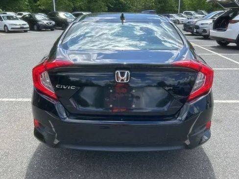 Used 2017 Honda Civic EX image 7
