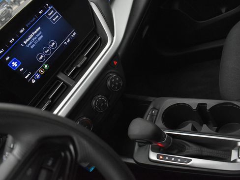 Used 2025 Chevrolet Trax LS image 23