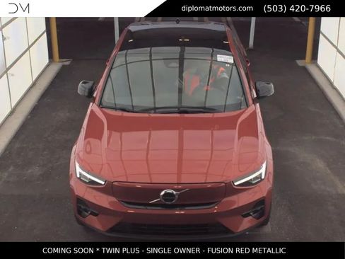 Used 2023 Volvo C40 P8 Recharge Plus w/ Climate Package AWD/4WD image 2