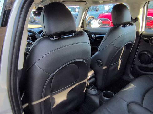 Certified 2023 MINI Cooper S w/ Signature Upholstery Package image 18