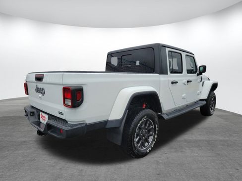 Used 2021 Jeep Gladiator Overland image 5