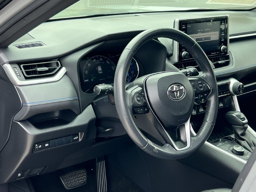 Used 2019 Toyota RAV4 XSE w/ Carpet Mat Package AWD/4WD image 5