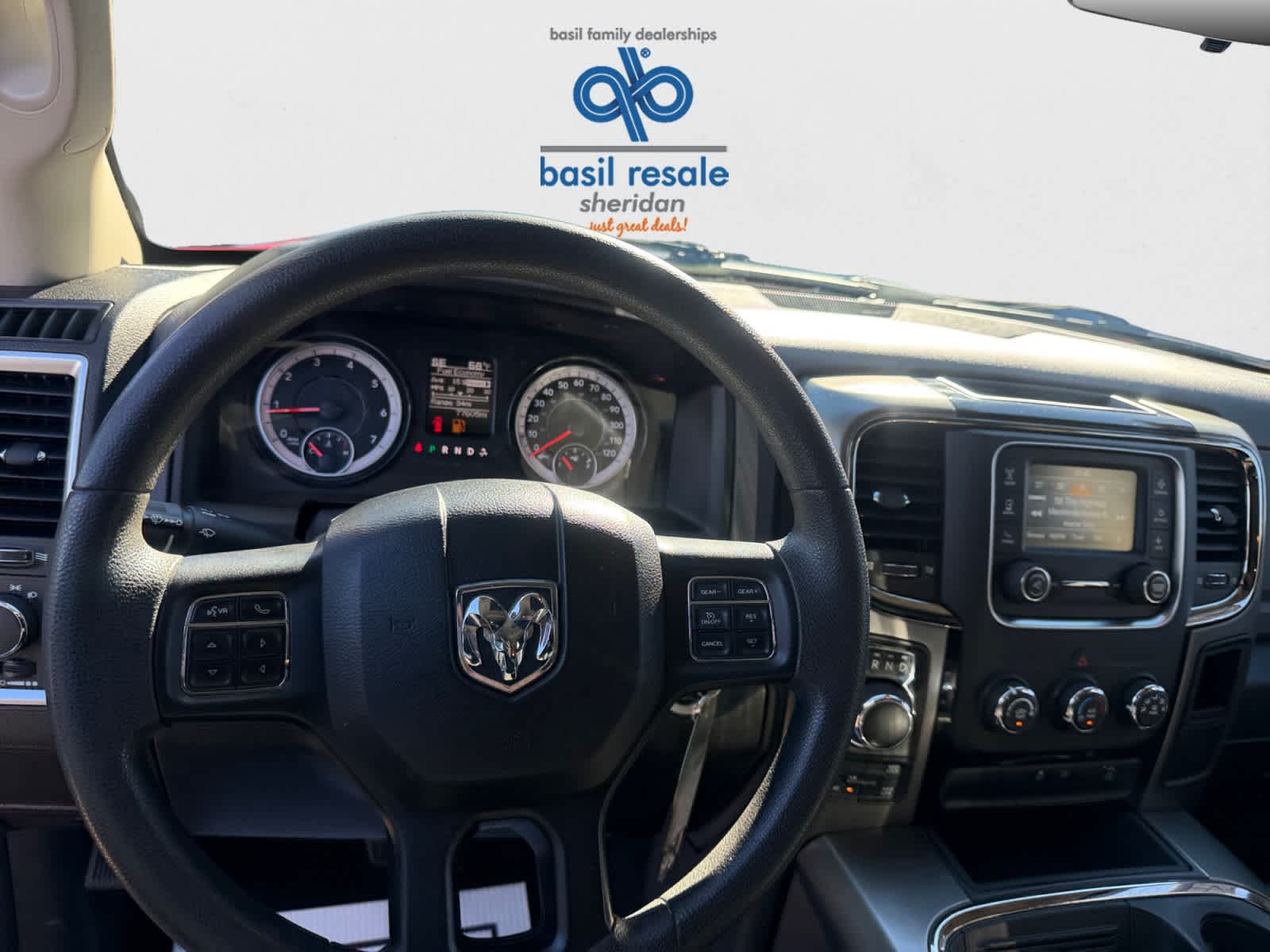 Used 2019 RAM 1500 Warlock AWD/4WD image 16