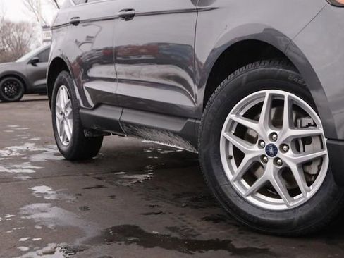 Certified 2024 Ford Edge SEL image 3