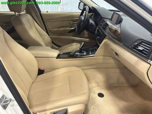 Used 2014 BMW 320i xDrive Sedan AWD/4WD image 21