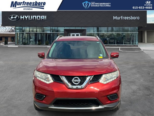 Used 2015 Nissan Rogue SV w/ SV Premium Package FWD image 2