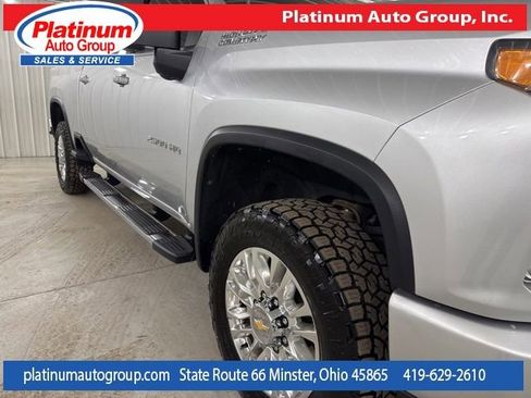 Used 2022 Chevrolet Silverado 2500 High Country w/ Technology Package AWD/4WD image 46