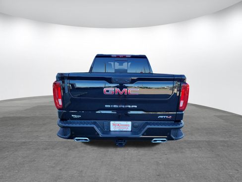 Used 2025 GMC Sierra 1500 AT4 w/ AT4 Premium Package AWD/4WD image 6