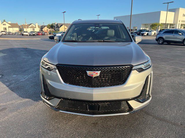 Used 2024 Cadillac XT6 Sport w/ Technology Package AWD/4WD image 9