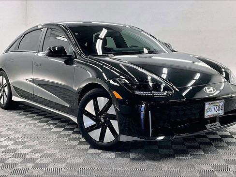 Used 2024 Hyundai Ioniq 6 SEL RWD image 11