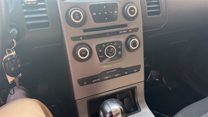 Used 2018 Ford Flex SE FWD image 33