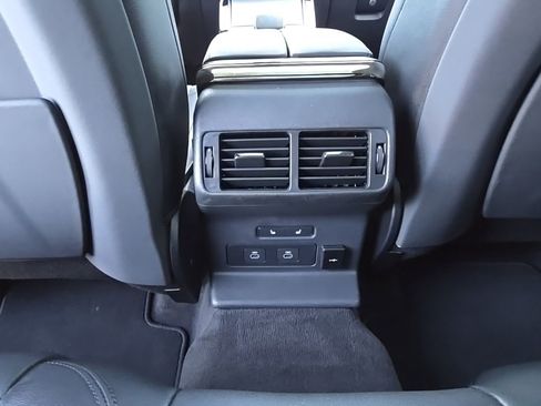 Used 2024 Land Rover Range Rover Velar S image 26