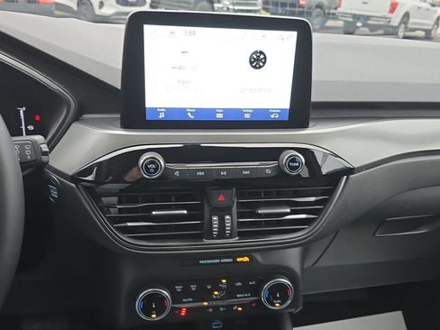 Used 2023 Ford Escape Active image 18