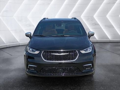 New 2026 Chrysler Pacifica Pinnacle FWD image 26