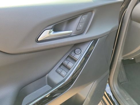 Certified 2025 Chevrolet Equinox LT FWD image 23