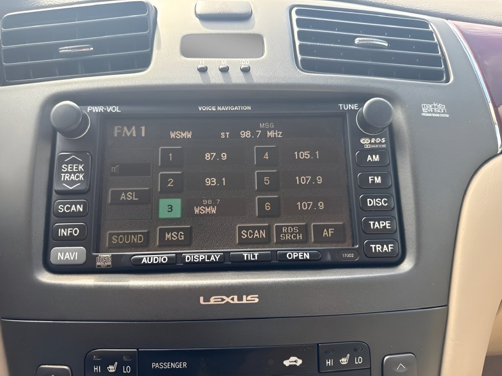 Used 2002 Lexus ES 330 FWD image 18