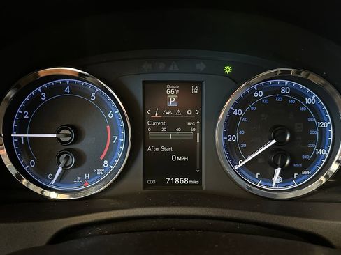 Used 2018 Toyota Corolla SE FWD image 10