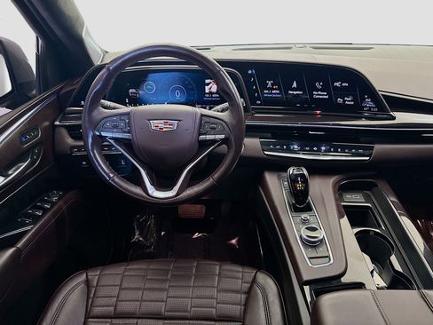Used 2022 Cadillac Escalade ESV Sport Platinum w/ LPO, ONYX Package AWD/4WD image 25