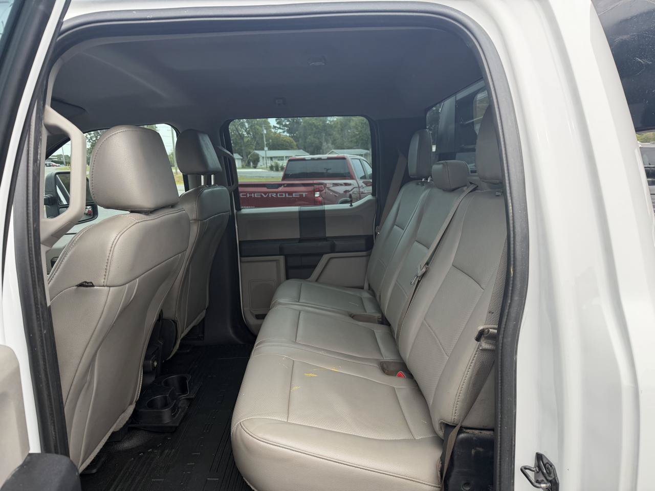 Used 2017 Ford F350 XL w/ Power Equipment Group AWD/4WD image 10